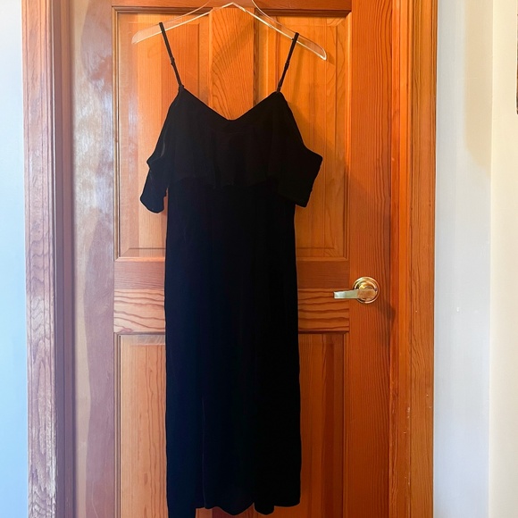 NWT Anthropologie x Tracy Reese Black Velvet Cold Shoulder Midi Dress - Picture 2 of 4